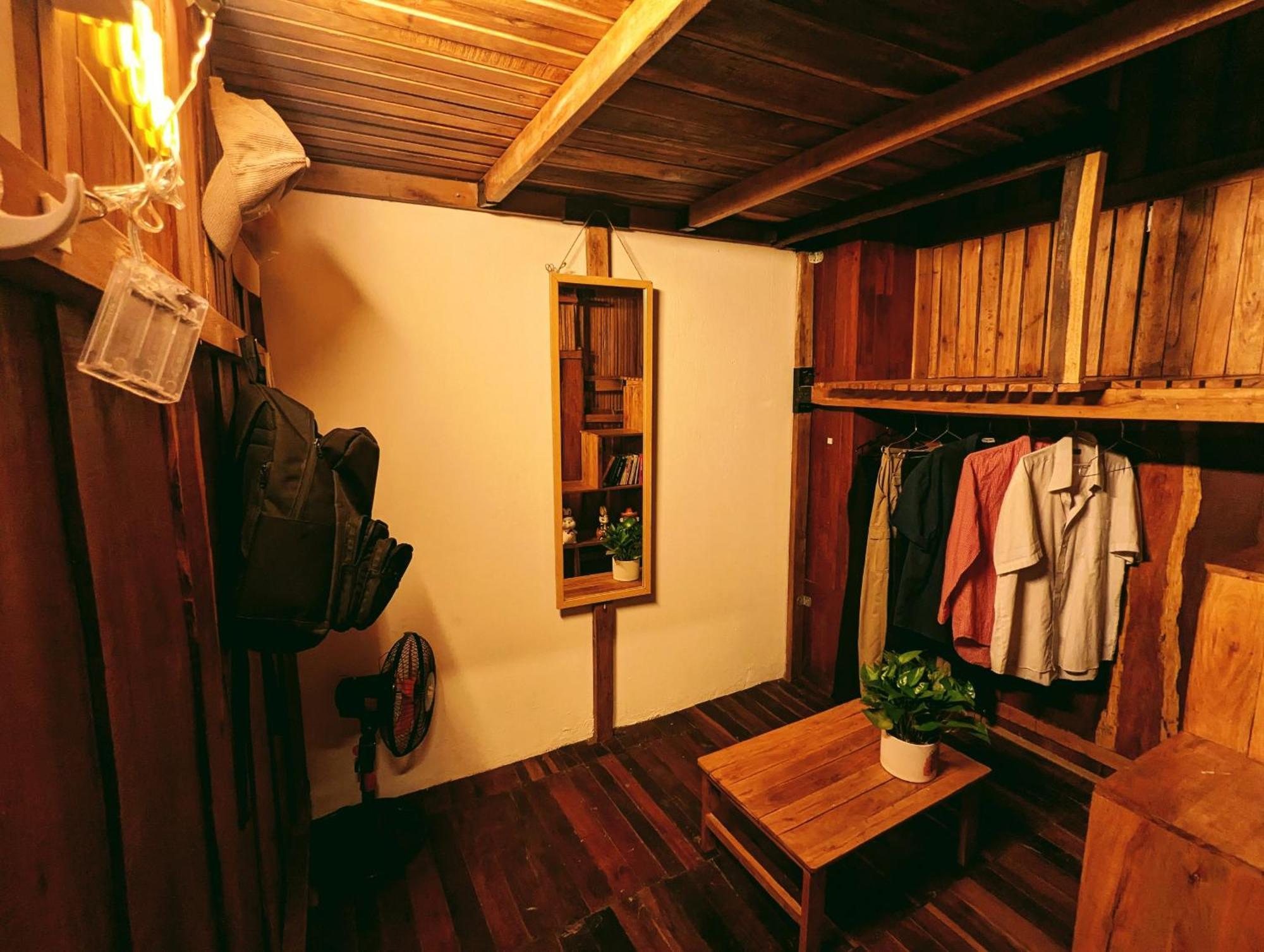 The Gk House Hostel, Ecolliving, Central City, Natural Wooden, Chill View Rooftop, Restaurant And Cocktail Bar Ho Si Minh-város Kültér fotó