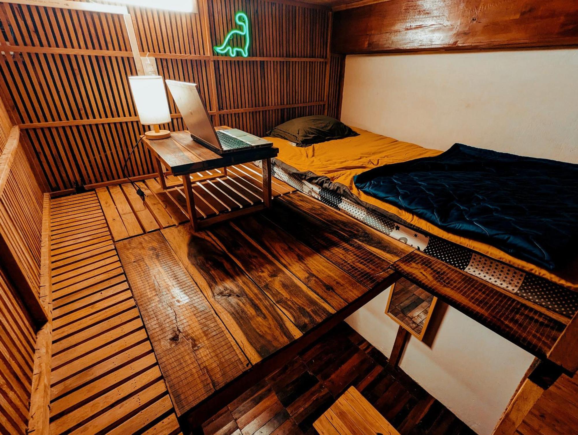 The Gk House Hostel, Ecolliving, Central City, Natural Wooden, Chill View Rooftop, Restaurant And Cocktail Bar Ho Si Minh-város Kültér fotó